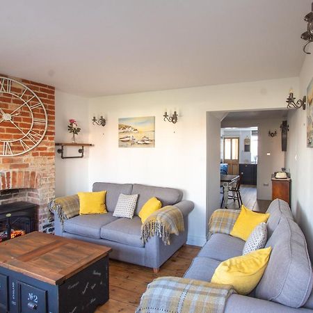 Villa Stylish Town Centre House With Garden And Parking Opposite à Bury St. Edmunds Extérieur photo