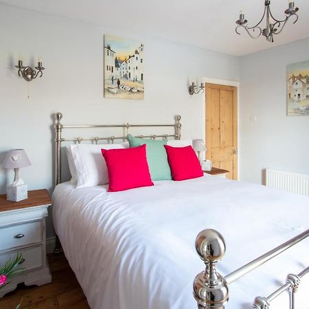 Villa Stylish Town Centre House With Garden And Parking Opposite à Bury St. Edmunds Extérieur photo