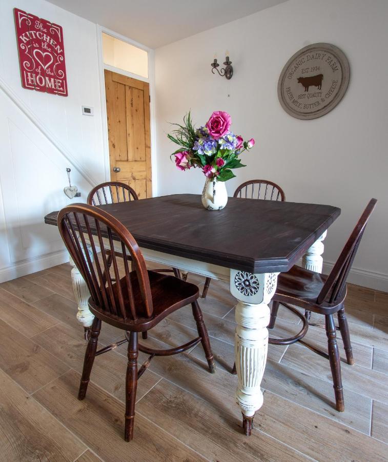 Villa Stylish Town Centre House With Garden And Parking Opposite à Bury St. Edmunds Extérieur photo